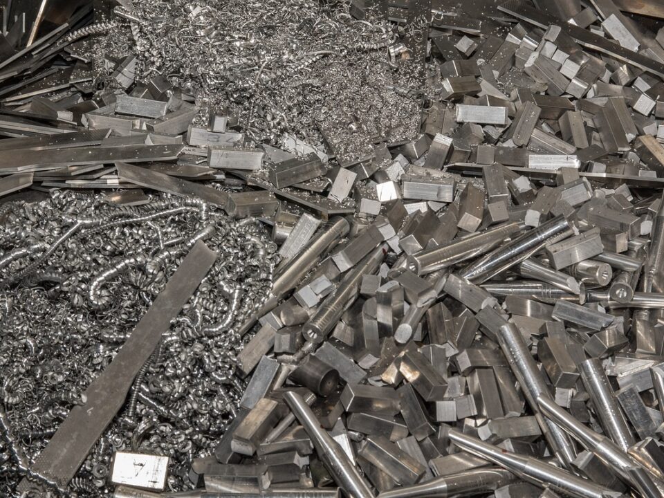 Лом алюминия, свинца Цена лома алюминия от 1 кг. 10 лет на рынке металлолома.